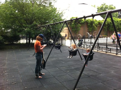 texting-swings.1024