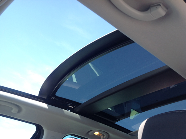 Fiat 500L Sunroof