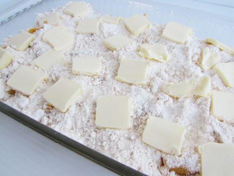 This easy Peach Cobbler uses pantry items to make a quick and yummy late summer (or anytime) dessert. - Coupons4Utah